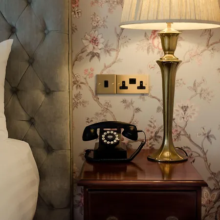 מלון Cahernane House Cloghereen